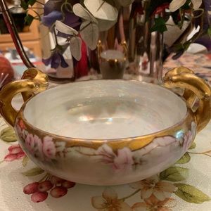 “ Bavaria” Dish w/ 2 Gold Handles, Pink Roses & Pearlescent Lusterware